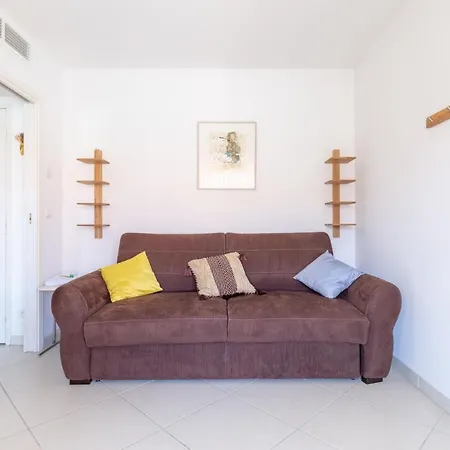 Vaneau Duplex Palm Beach דירה קאן